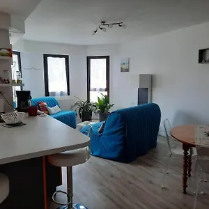 10 Mins Intra Muros Appartement